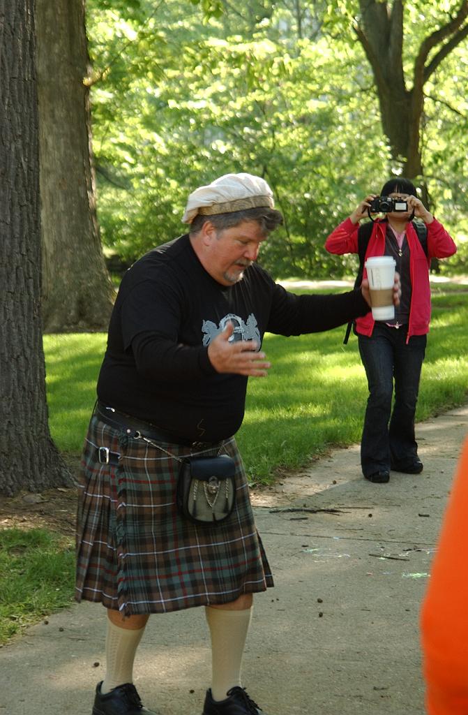 DSC_6491.JPG - Spontaneous at 2013 Odyssey of the Mind world finals.