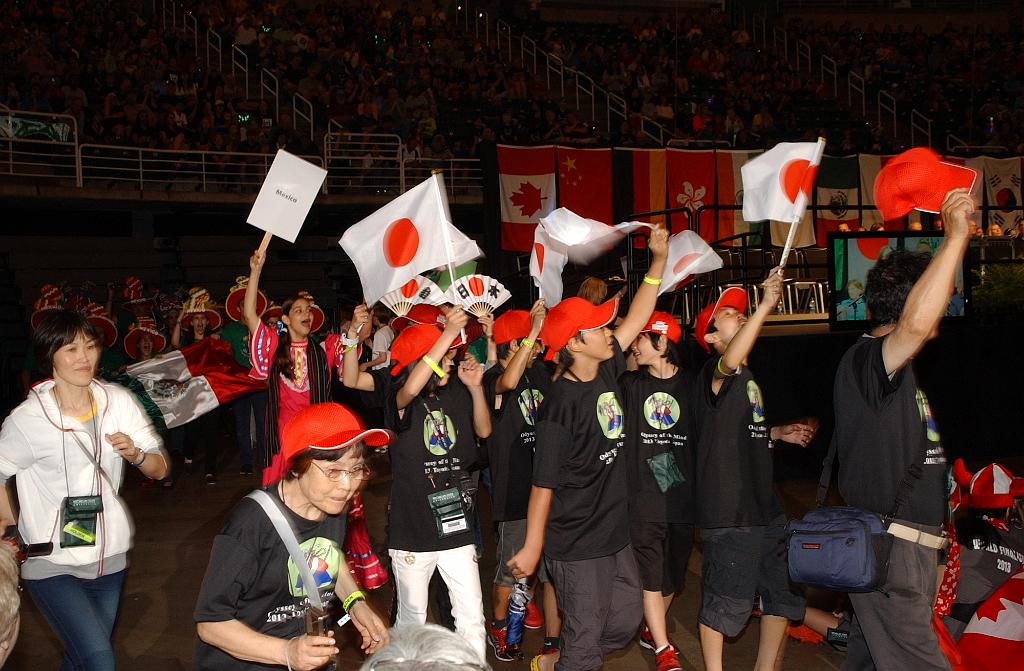 DSC_6012.JPG - Japan at the Odyssey 2013 World Finals Opening Ceremonies