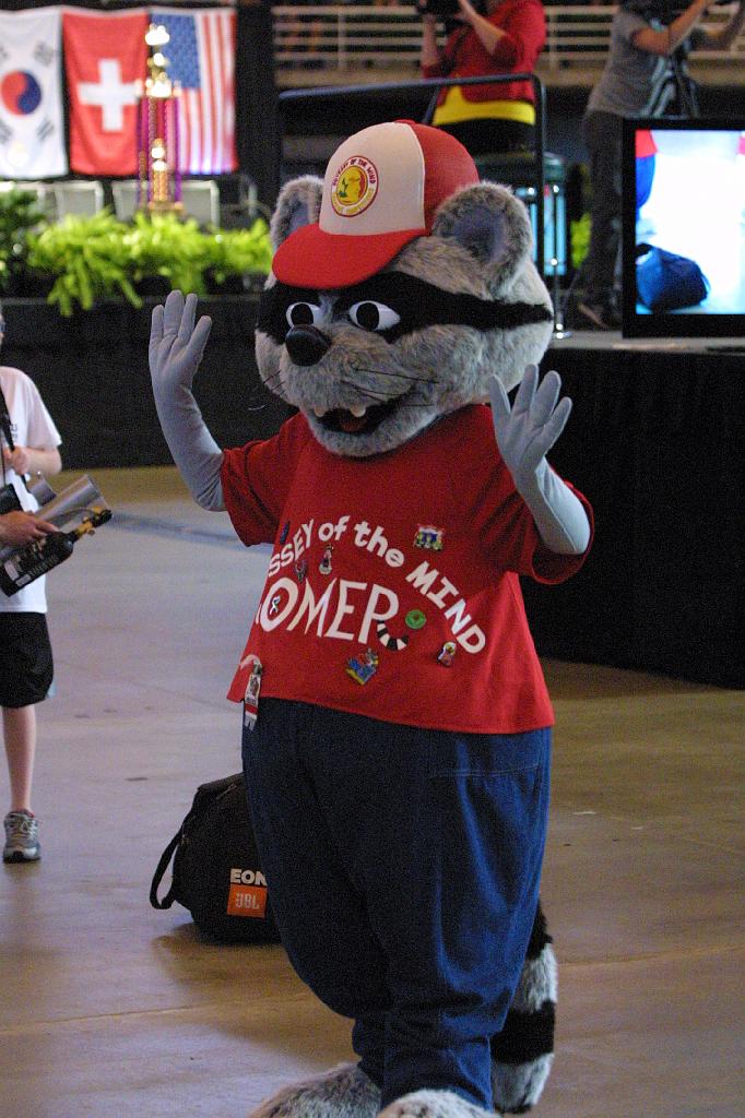 IMG_1218.JPG - Omer at the Odyssey 2013 World Finals Opening Ceremonies