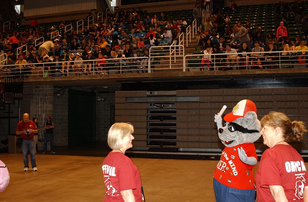 DSC_6188.JPG - Omer at the Odyssey 2013 World Finals Float and Banner Parade