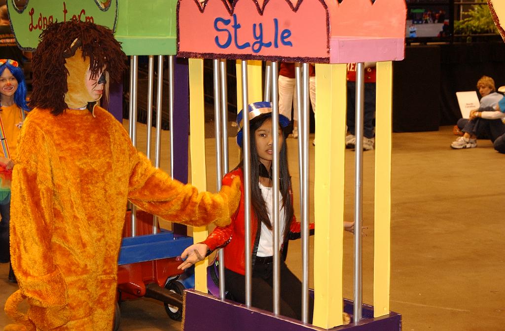 DSC_6209.JPG - Florida at the Odyssey 2013 World Finals Float and Banner Parade