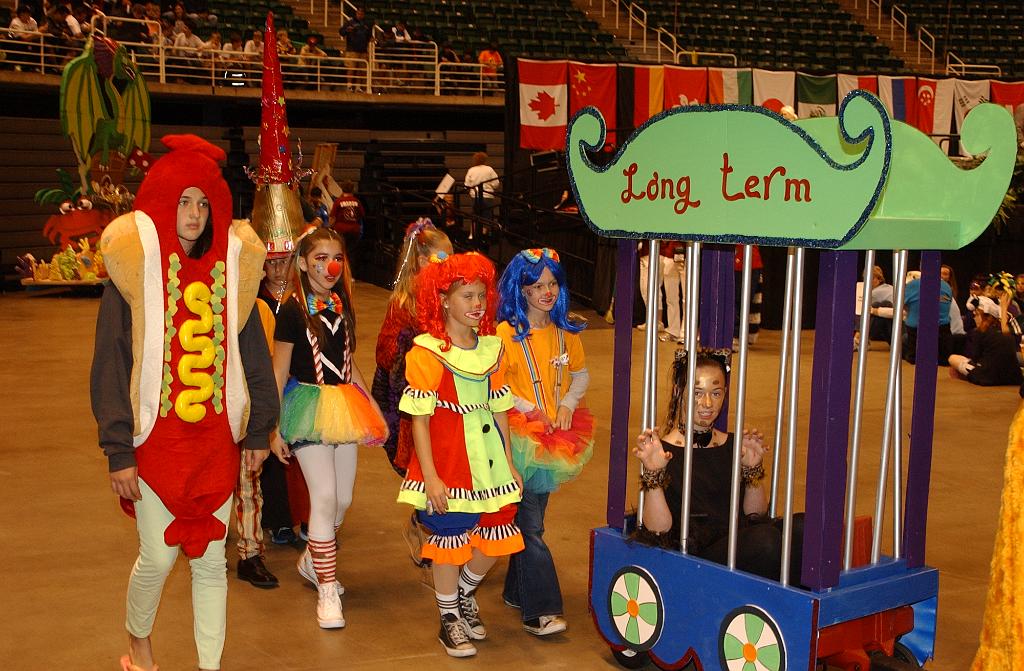 DSC_6211.JPG - Florida at the Odyssey 2013 World Finals Float and Banner Parade