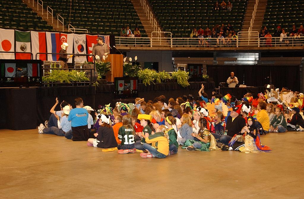 DSC_6234.JPG - Odyssey 2013 World Finals Float and Banner Parade