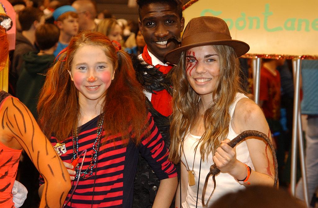 DSC_6250.JPG - Florida at the Odyssey 2013 World Finals Float and Banner Parade