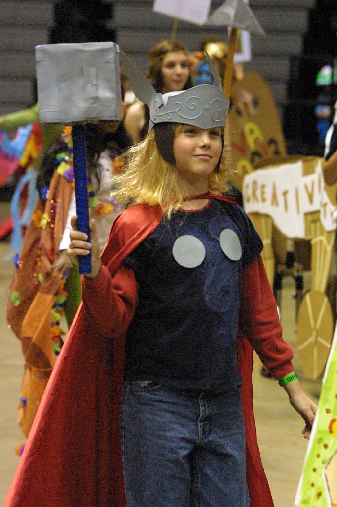 IMG_1678.JPG - Virginia at the Odyssey 2013 World Finals Float and Banner Parade