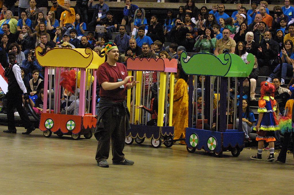 IMG_1696.JPG - Florida at the Odyssey 2013 World Finals Float and Banner Parade