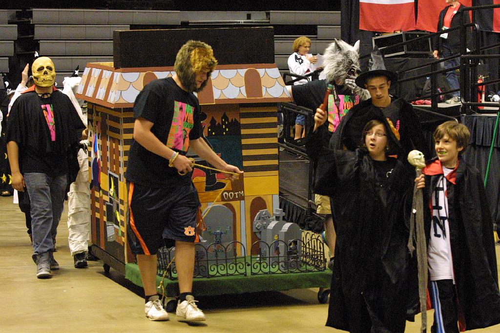 IMG_1729.JPG - New York at the Odyssey 2013 World Finals Float and Banner Parade