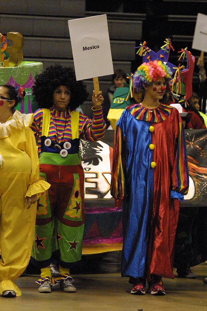 IMG_1750.JPG - Mexico at the Odyssey 2013 World Finals Float and Banner Parade