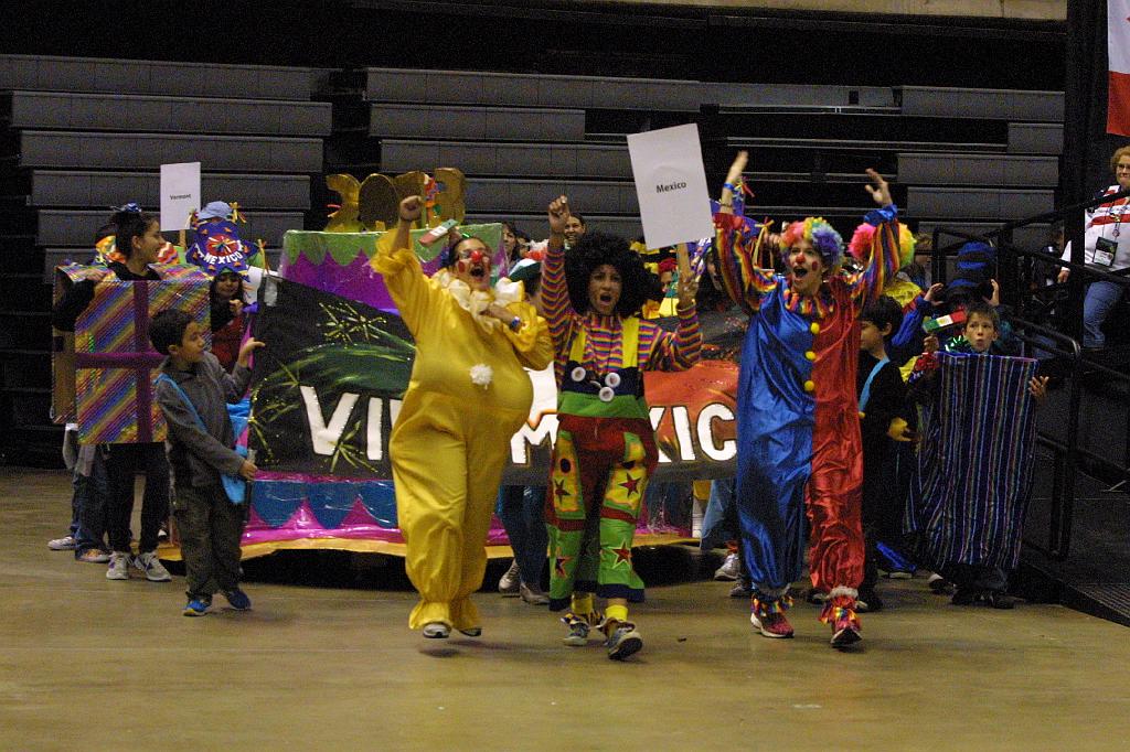 IMG_1751.JPG - Mexico at the Odyssey 2013 World Finals Float and Banner Parade