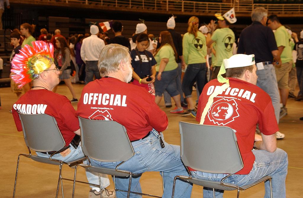 DSC_6408.JPG - Odyssey World Finals 2013 May 23rd - Float and Banner Parade