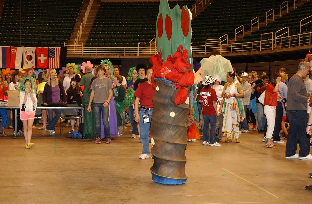 DSC_6426.JPG - Odyssey World Finals 2013 May 23rd - Float and Banner Parade