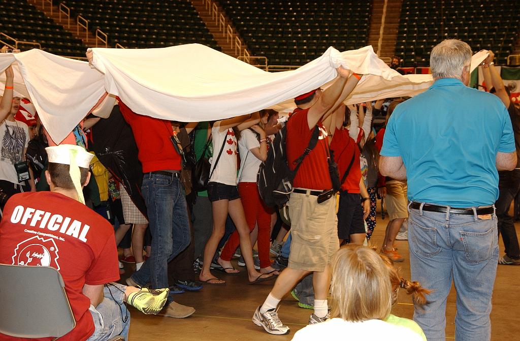 DSC_6460.JPG - Odyssey World Finals 2013 May 23rd - Float and Banner Parade