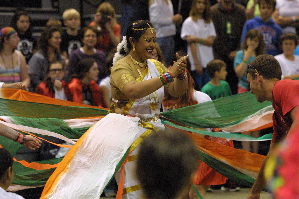 IMG_2280.JPG - Odyssey World Finals 2013 May 23rd - Float and Banner Parade