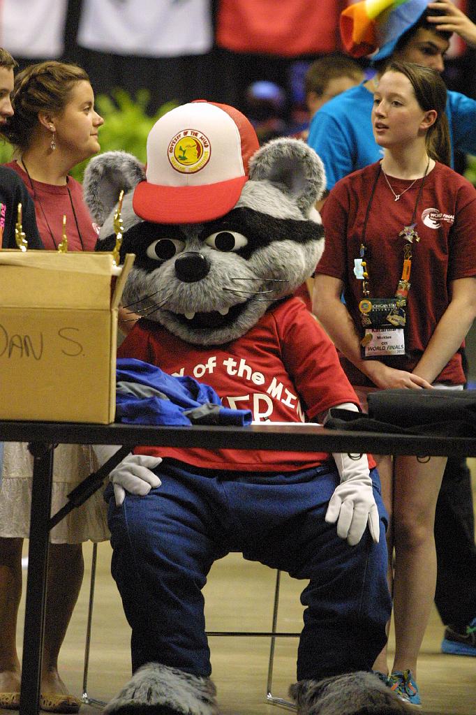 IMG_2308.JPG - Odyssey World Finals 2013 May 23rd - Float and Banner Parade