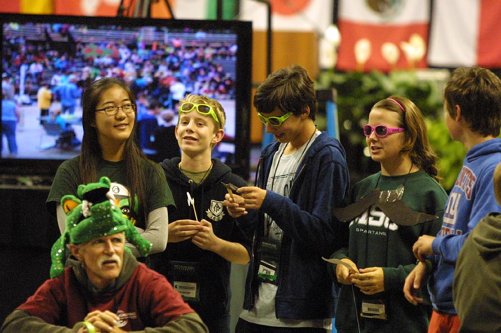 IMG_2412.JPG - Odyssey World Finals 2013 May 23rd - Float and Banner Parade