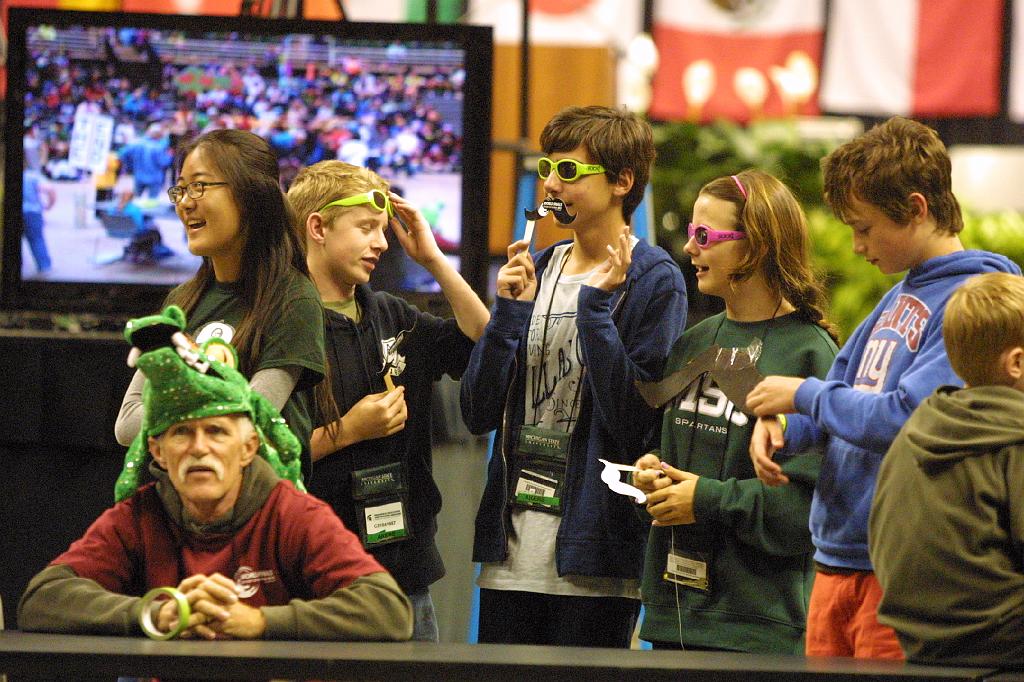 IMG_2413.JPG - Odyssey World Finals 2013 May 23rd - Float and Banner Parade