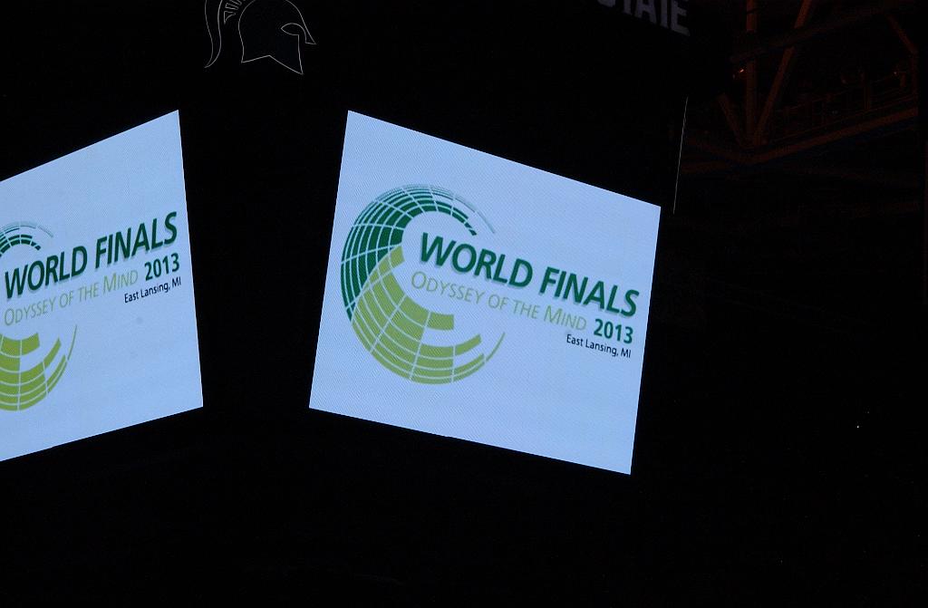 DSC_6623.JPG - Odyssey of the Mind World Finals 2013 awards ceremony