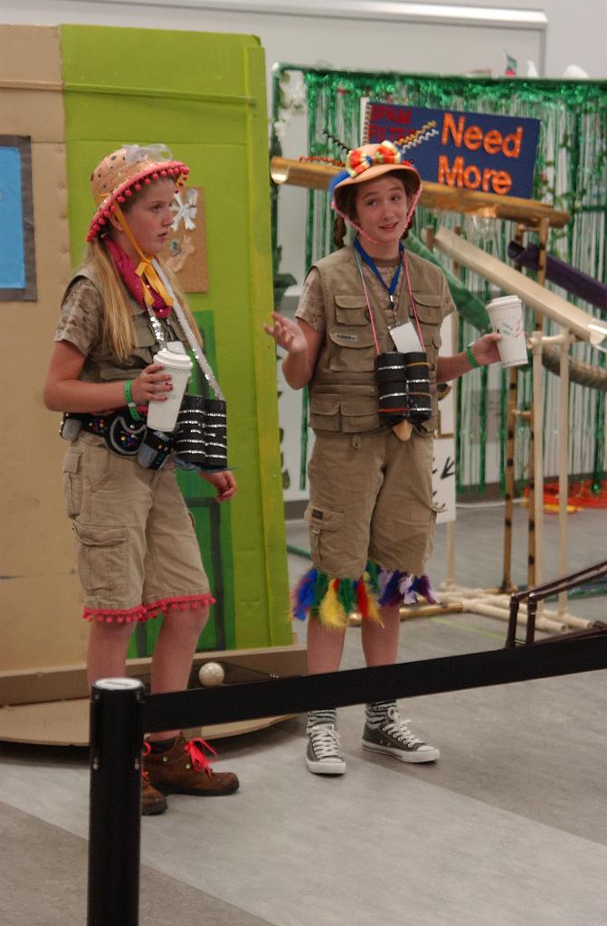 DSC_6533.JPG - P2 Annunciation Catholic Academy Div. II - Magic Center