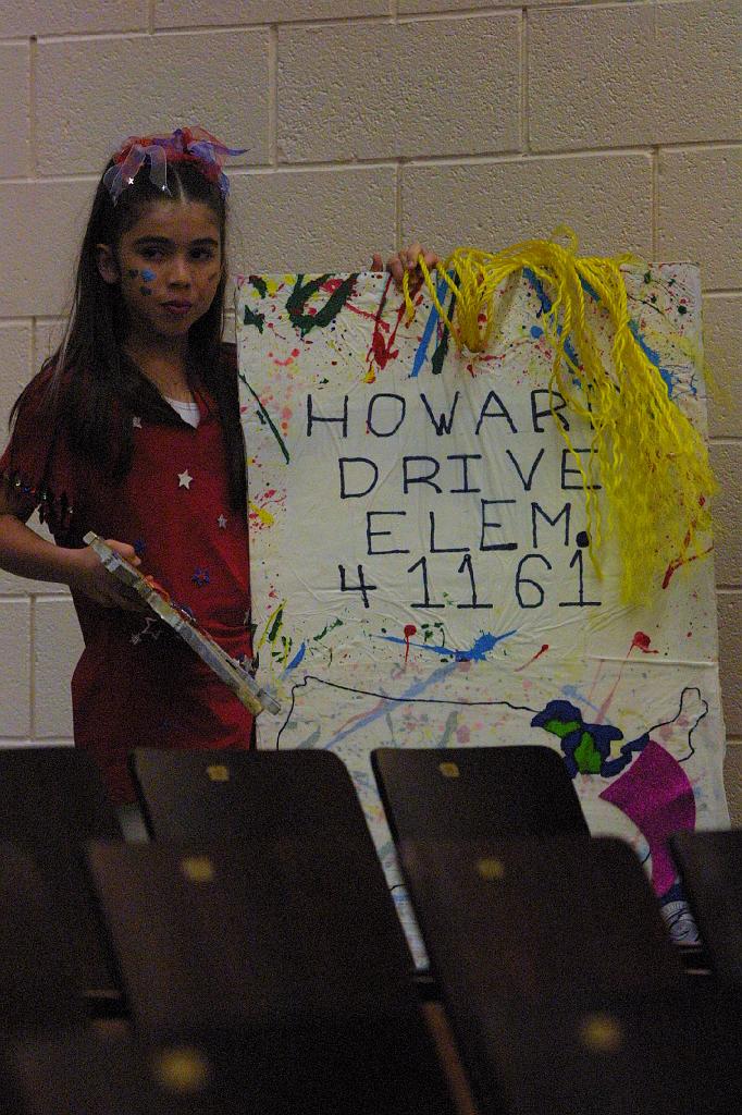 IMG_1524.JPG - P3 Howard Drive Elementary Div. I - Tropical