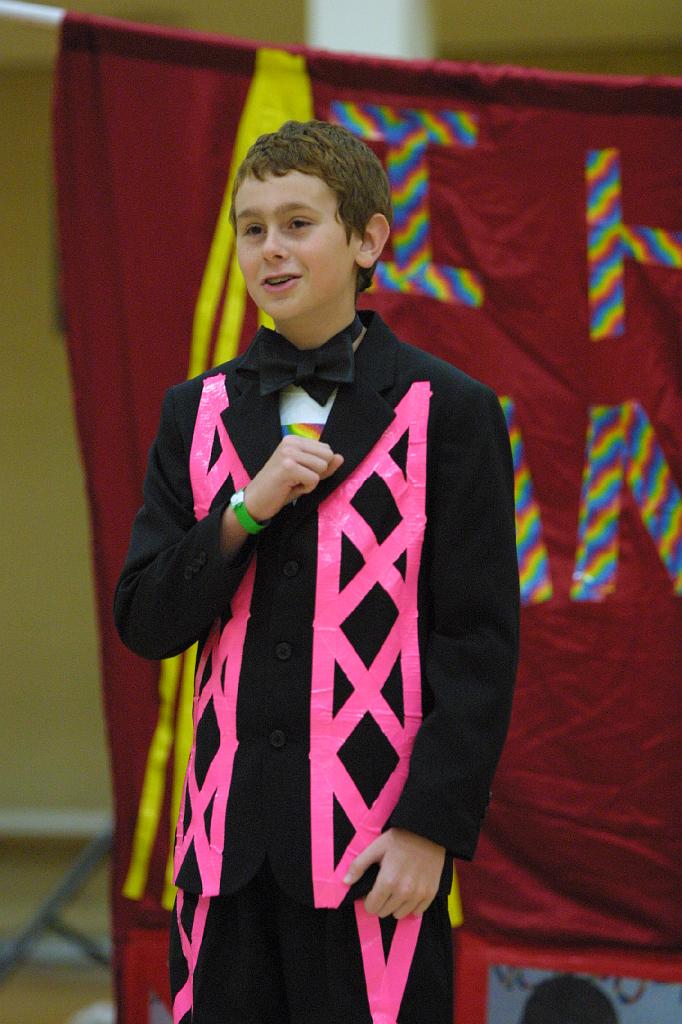 IMG_1388.JPG - P4 Lawton Chiles Middle Div. II - Magic Center