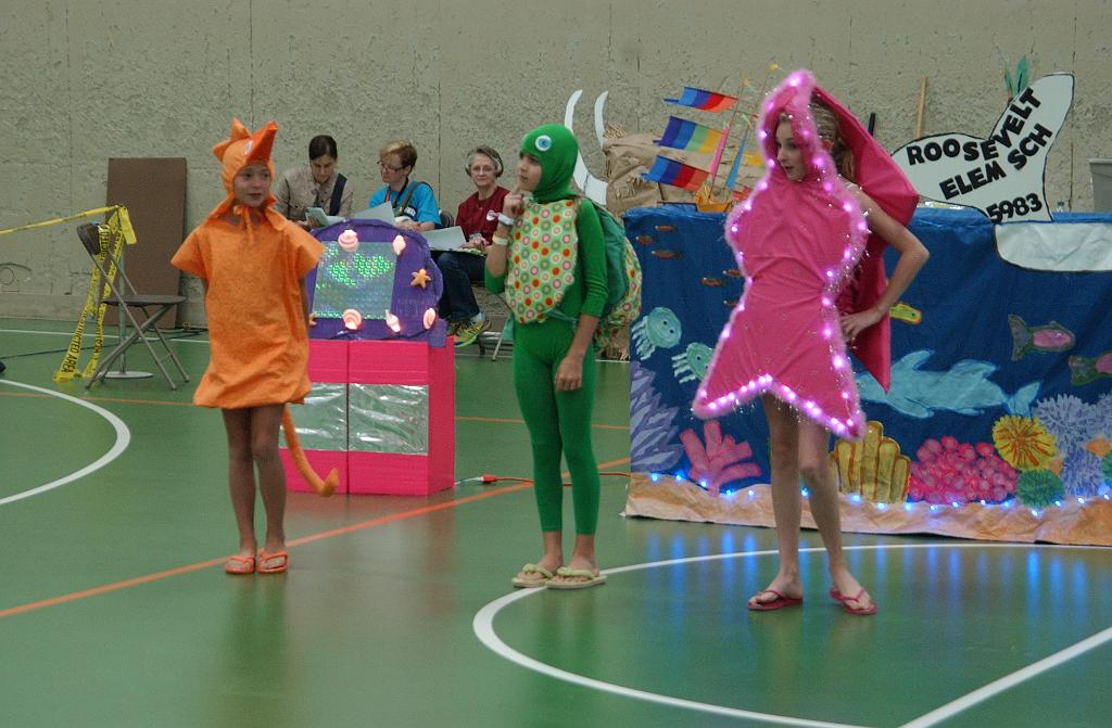 DSC_6596.JPG - P4 Roosevelt Elementary  Div. I - Space Coast