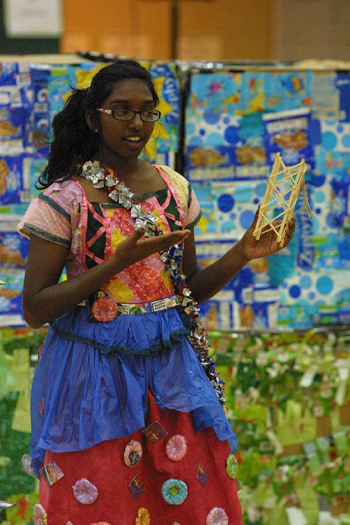 IMG_1889.JPG - P4 Seminole High Div. III - Magic Center