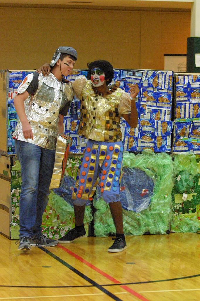 IMG_1900.JPG - P4 Seminole High Div. III - Magic Center