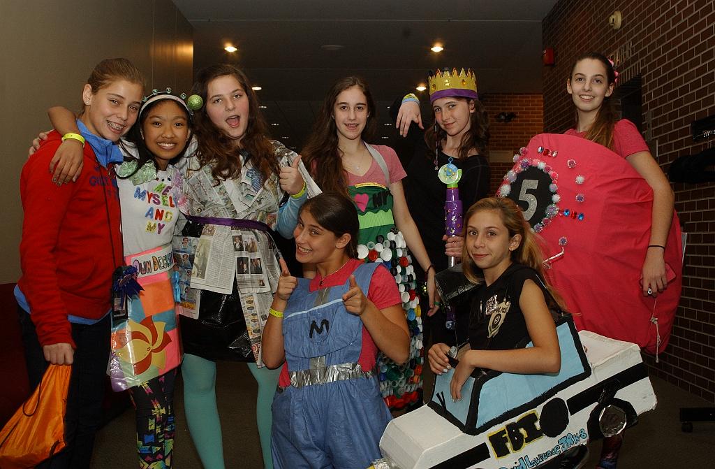 DSC_6316.JPG - P5 David Lawrence Jr. K-8 Div. II - Tropical