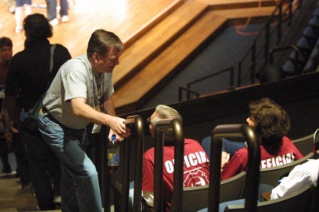 IMG_2032.JPG - Sammy Micklus visits problem five performances during world finals.